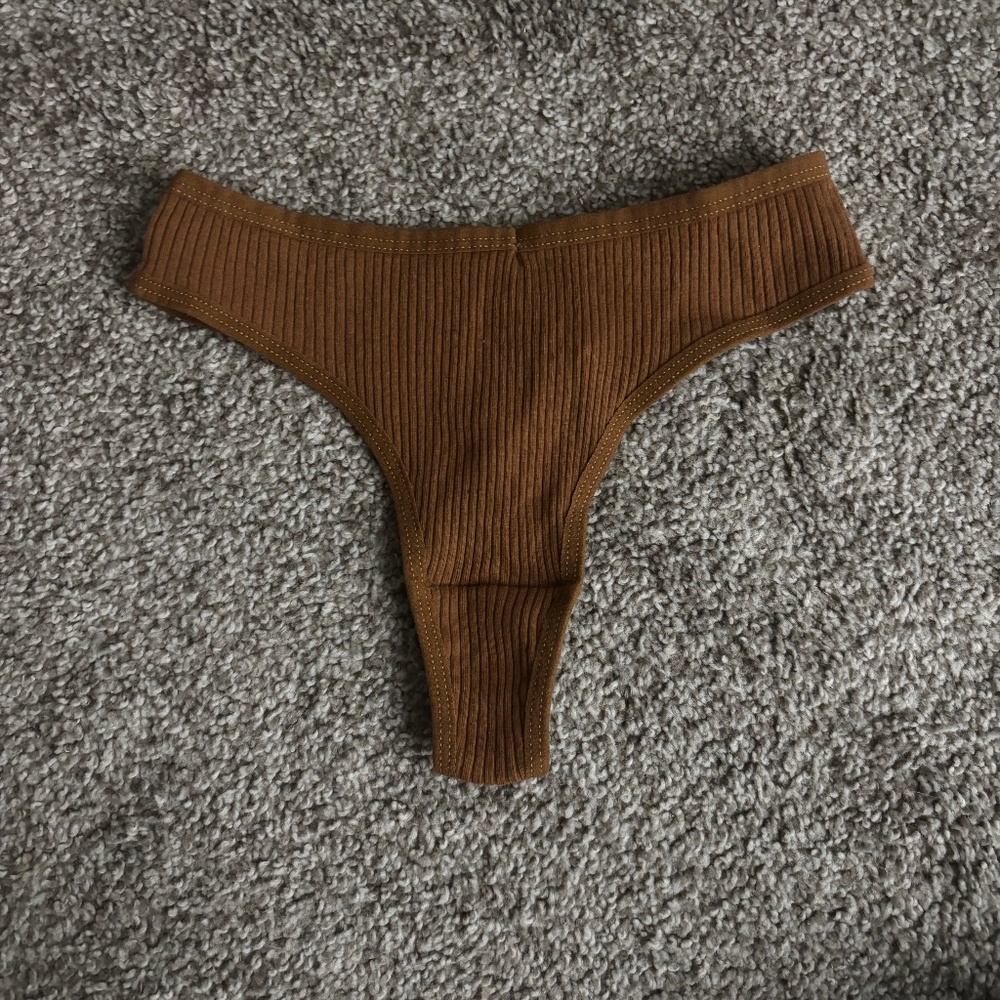 Brown panty